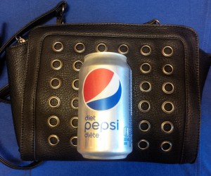 purse pic with can